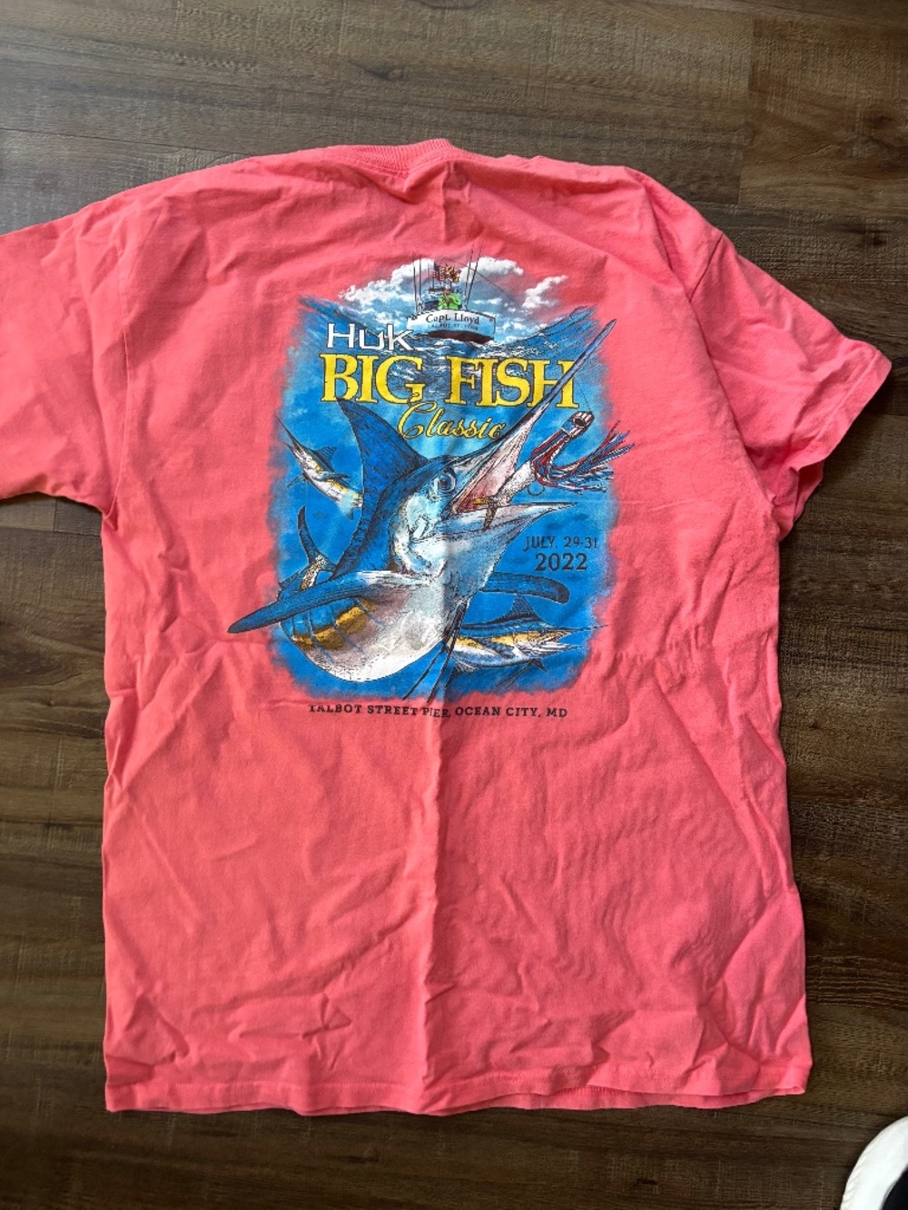 MENS BIG FISH CLASSIC GRAPHIC T-SHIRT CORAL MEDIUM